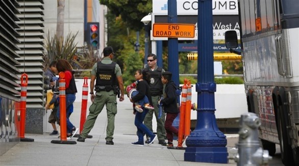 العثور على 292 مهاجرا مكدسين في