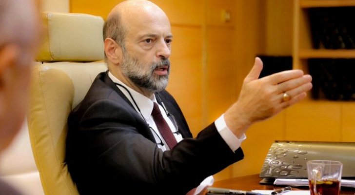 الرزاز: لا تراجع ولا تنازل عن