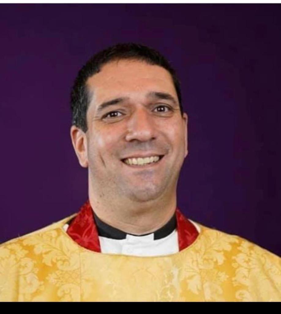 بطاركة ورؤساء الكنائس يهنئون المطران حسام