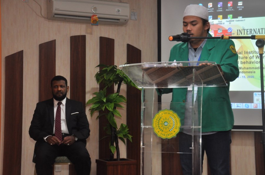 دور المؤسسات التعليمية والشبابية في نشر