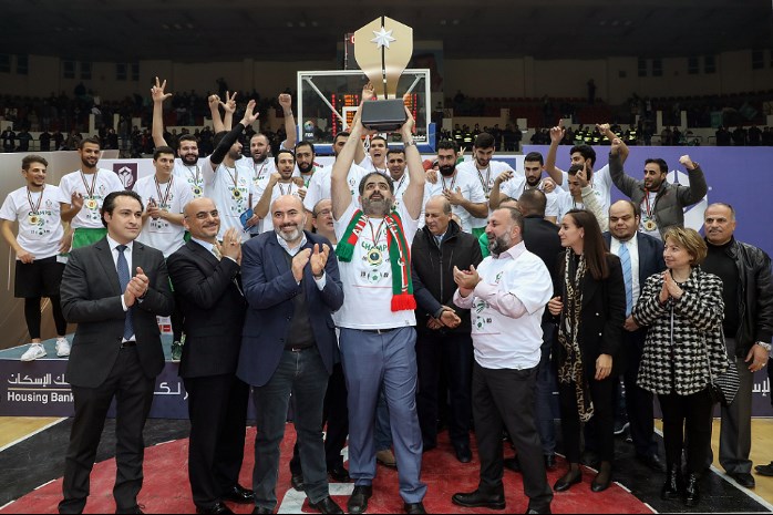 فريق الوحدات يتوج بلقب بطولة دوري