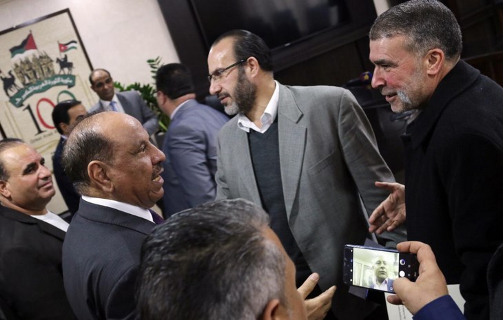 حماد يتحدث عن الاحزاب والتوقيف الإداري