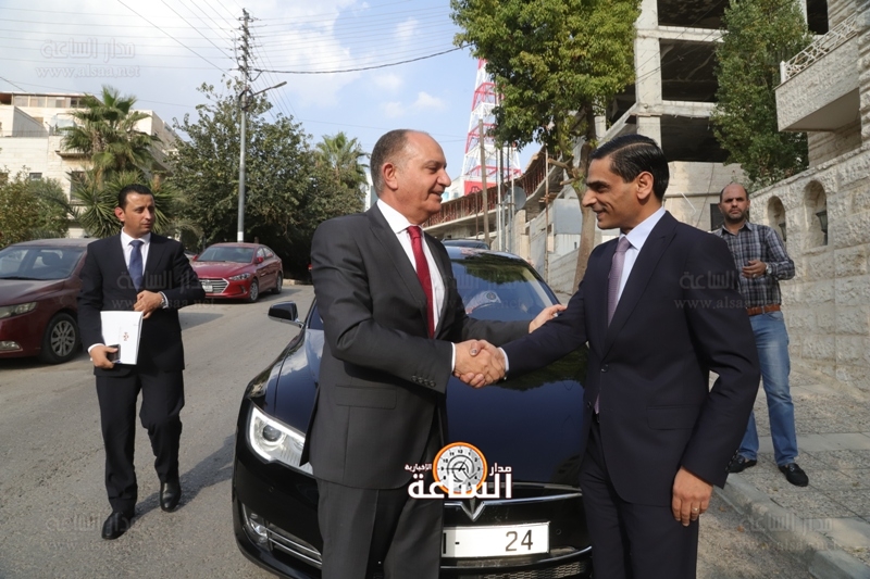 العضايلة لـ السعايدة: الحكومة تدرس حل