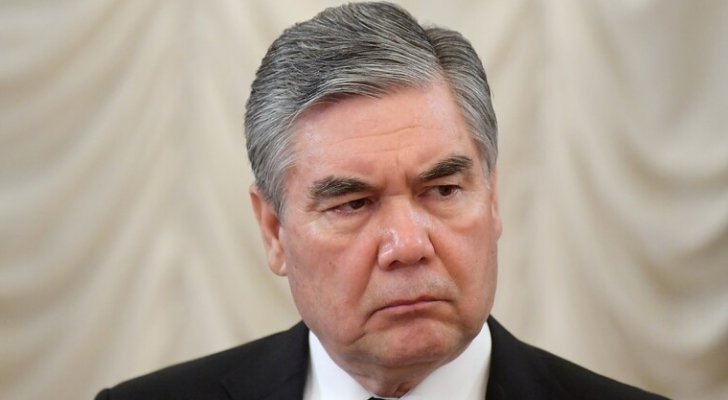 حكومة تركمانستان تطالب موظفيها بصبغ شعرهم