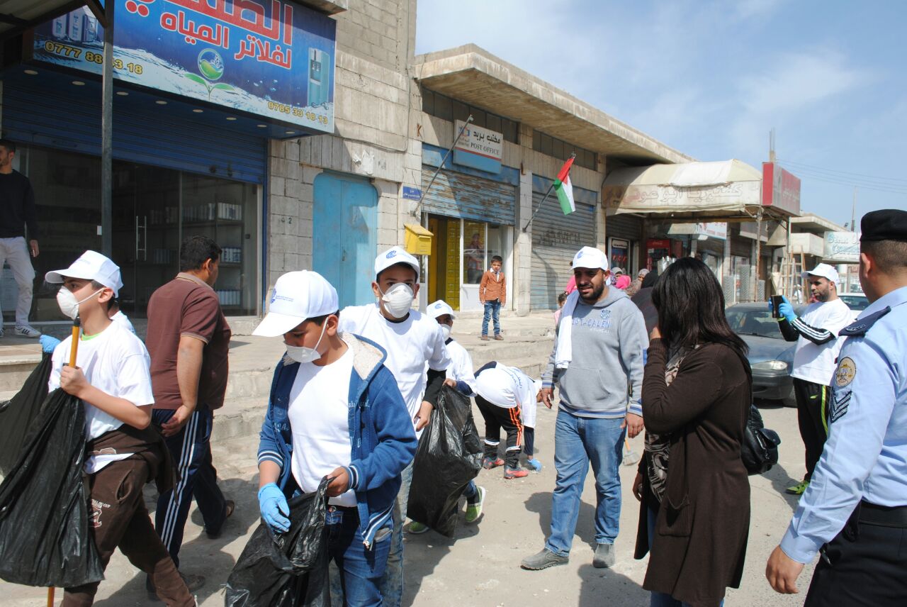 حملة نظافة لمناطق لواء الهاشمية.. النظافة