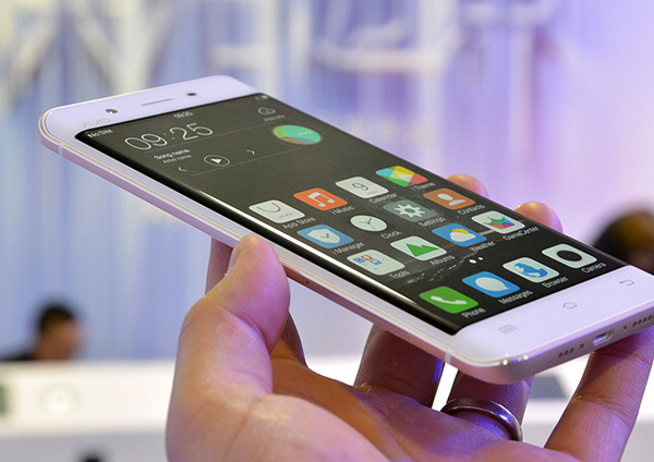 اكتشاف برنامج تجسس إسرائيلي على هواتف