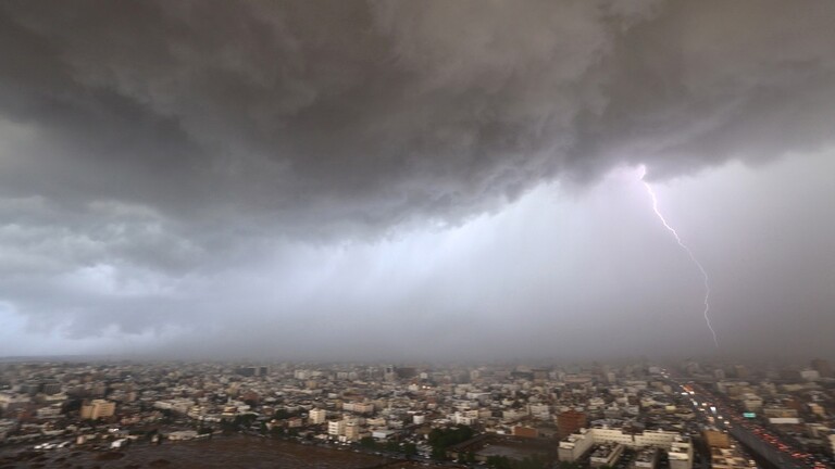 موجة برد قطبية قارسة تضرب دول