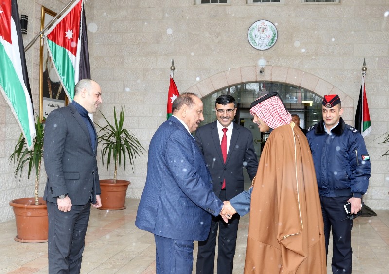 سلامة حماد والسفير القطري الشيخ سعود