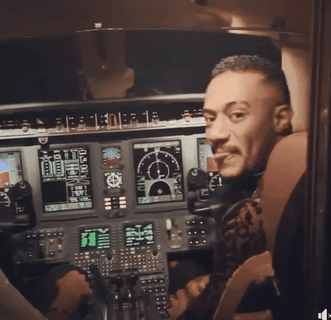 الطيار ضحية محمد رمضان يتهمه بالخداع