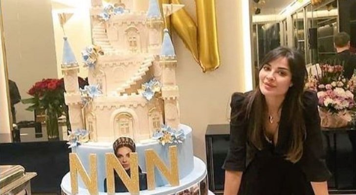 النجمة نادين نجيم تحتفل بعيد ميلادها