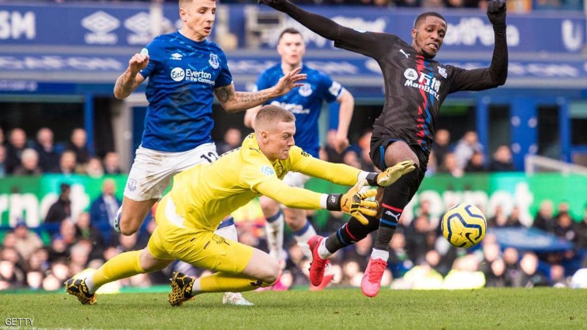 صفقات بالملايين.. الدوريات الأكثر إنفاقا بالانتقالات