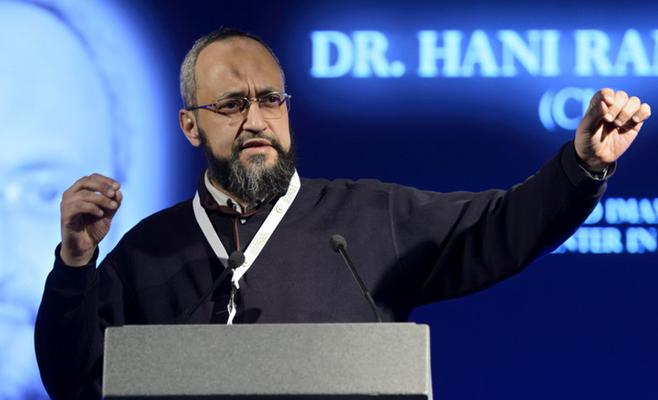 فرنسا تطرد المفكر الإسلامي هاني رمضان