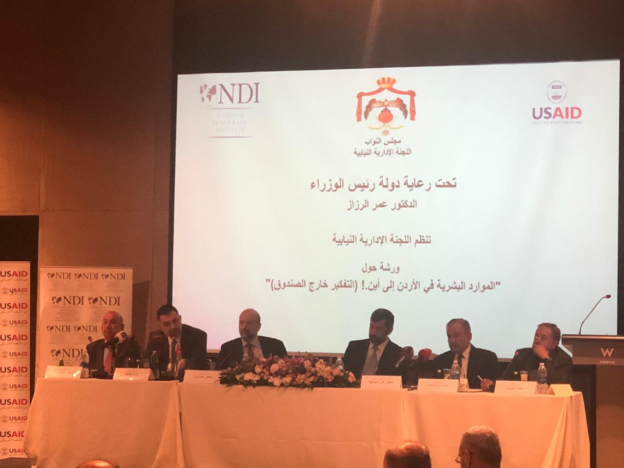 وزير العمل من جديد: ليس لدينا