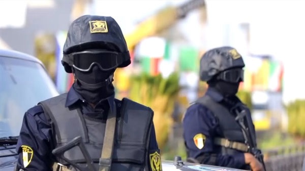 مصر.. حبس سائح بريطاني تحرش جنسيا