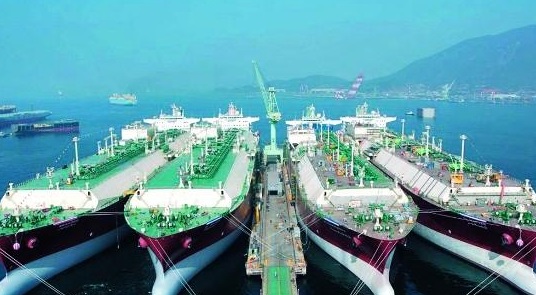 ناقلات تحقق أرباحا قياسية تتجاوز مليار