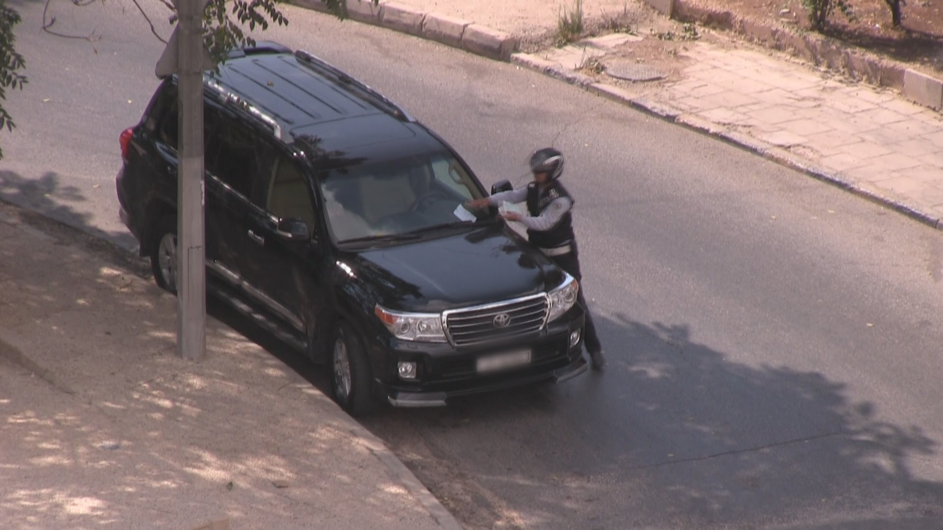 مادبا.. مخالفات غيابية ’بإلقاء نفايات من