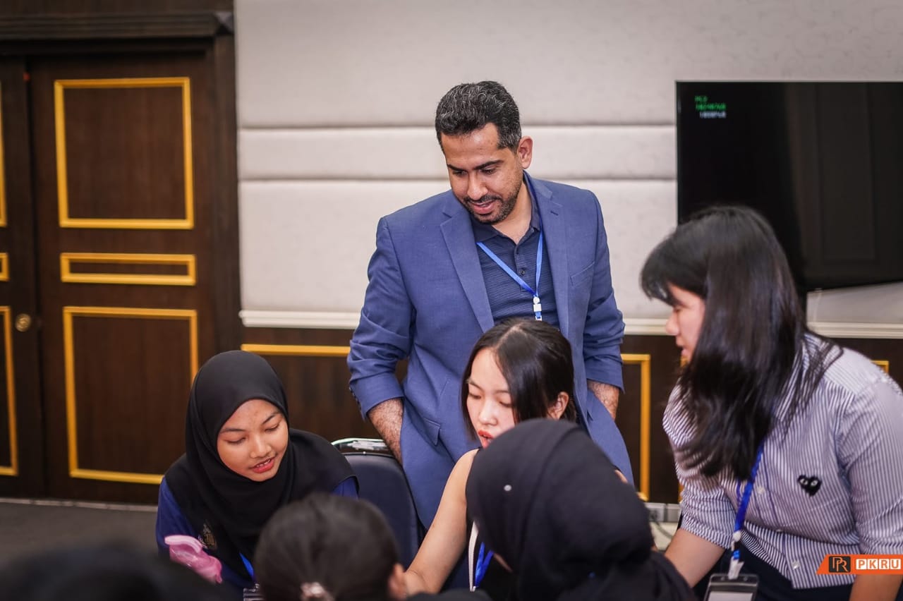 اختيار مدير حاضنة أعمال جامعة عمان