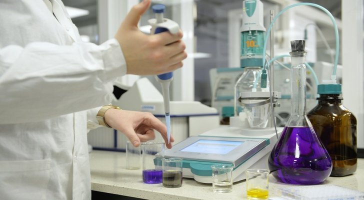 لقاح كورونا.. ما الدول التي تسابق