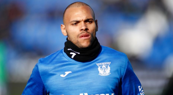 برشلونة يعلن تعاقده مع المهاجم مارتن