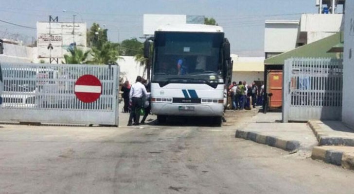 الأردن يقرر فحص جميع المسافرين القادمين