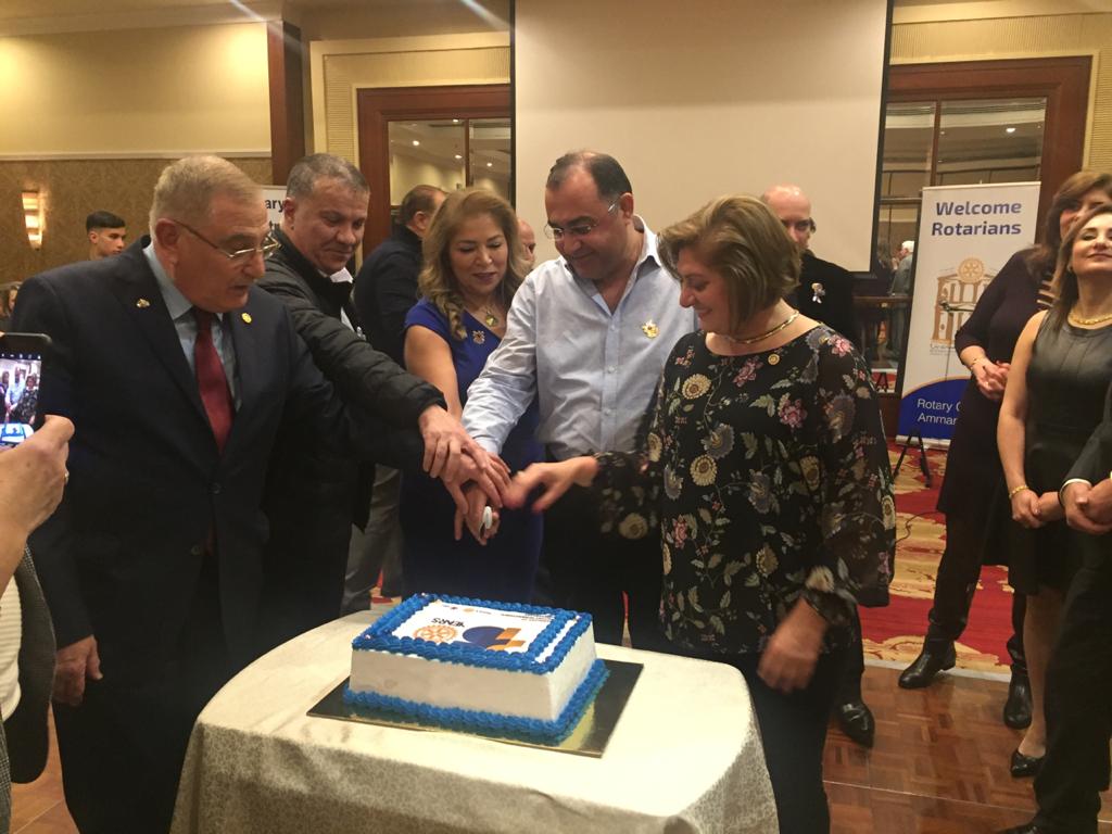 روتاري عمان كابيتال و 1637 أندية