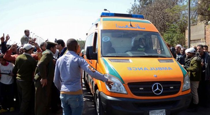 مصري ينتحر من الطابق 11 هربا