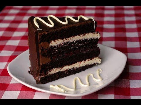 تسمم 8 أشخاص لتناولهم ’جاتو‘ داخل