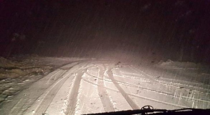 تراكمات ثلجية على مرتفعات الهيشة في