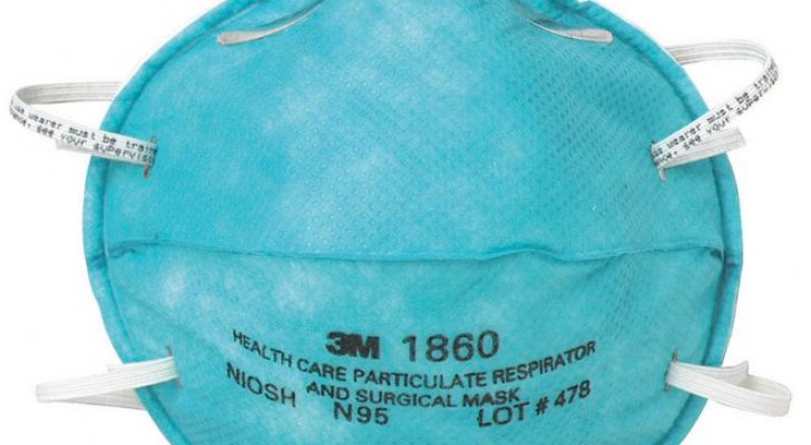 تجار فلسطينيون أفرغوا الأسواق من’كمامات كورونا‘