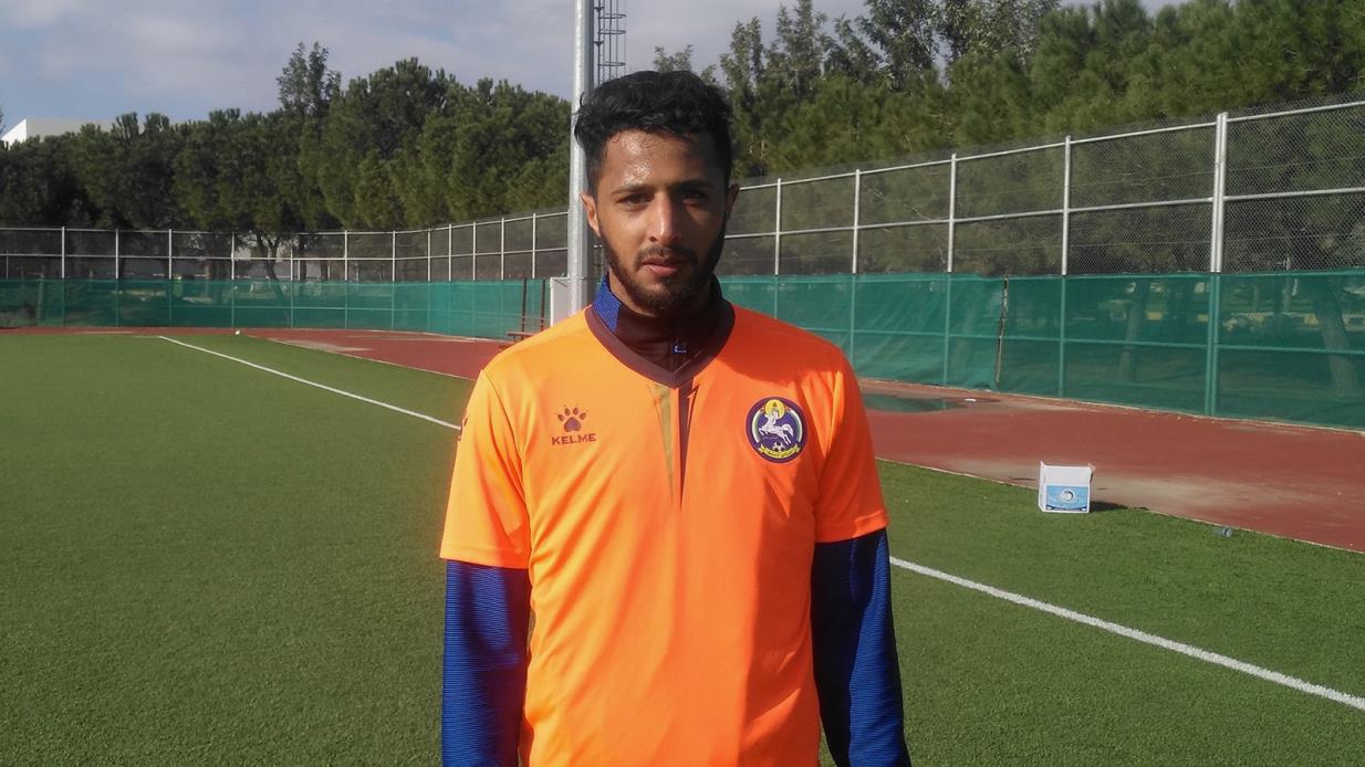 الليبي أحمد التربي.. طبيب ومقرئ للقرآن