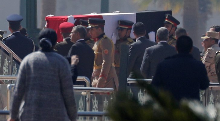 كشف سبب الصلاة في جنازة مبارك