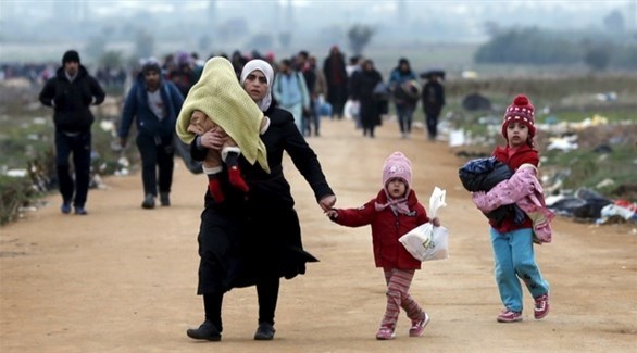 تركيا: مئات المهاجرين يسيرون نحو الحدود