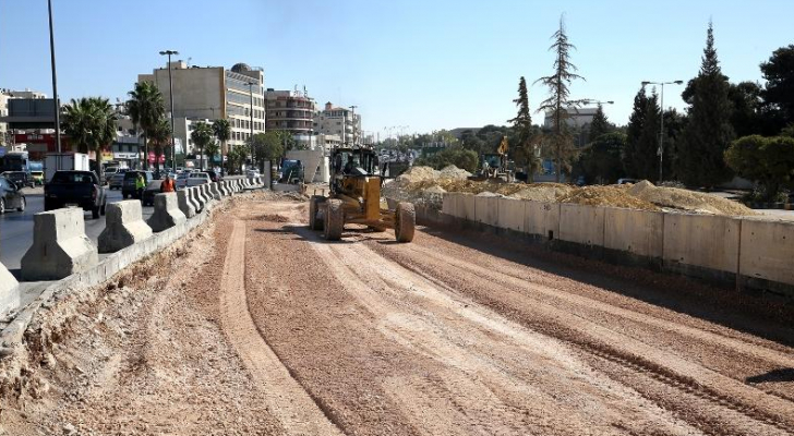 الشواربة يتابع سير العمل بتقاطع المدينة