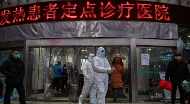 كورونا يقضي على ثالث طبيب بالصين..