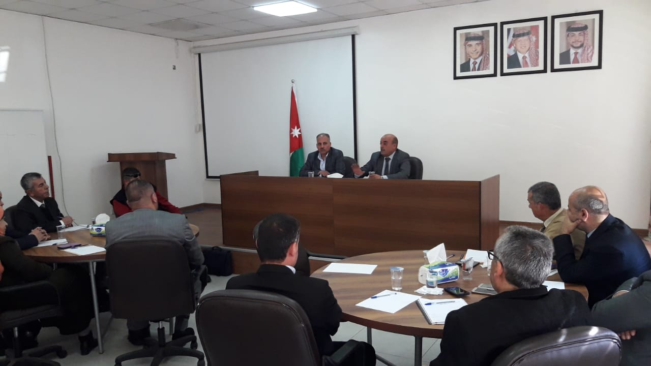 الجمعاني يلتقي مدراء مديريات المركز والتعاون