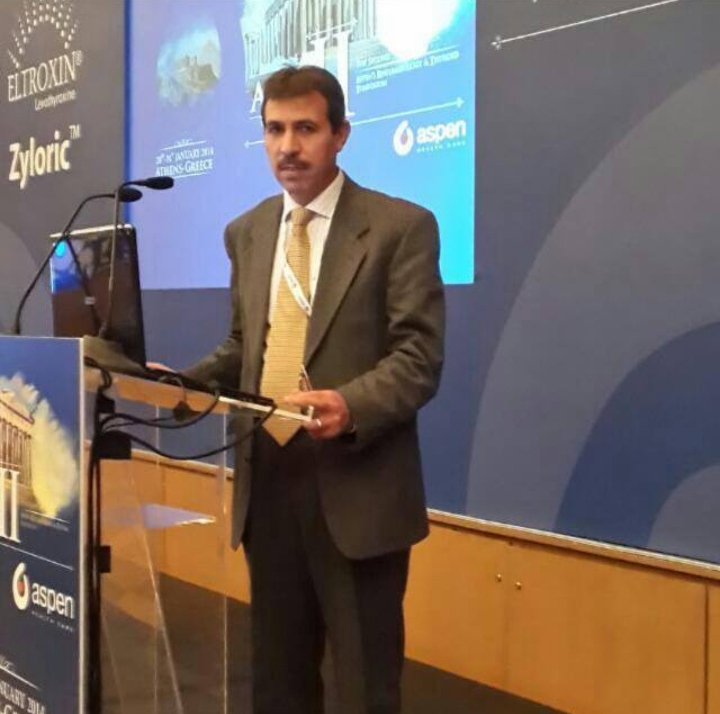 ياسر العبادي يهنئ أحمد العمري بمناسبة