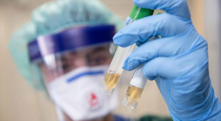 يديعوت: تل آبيب جلبت سرا عينات