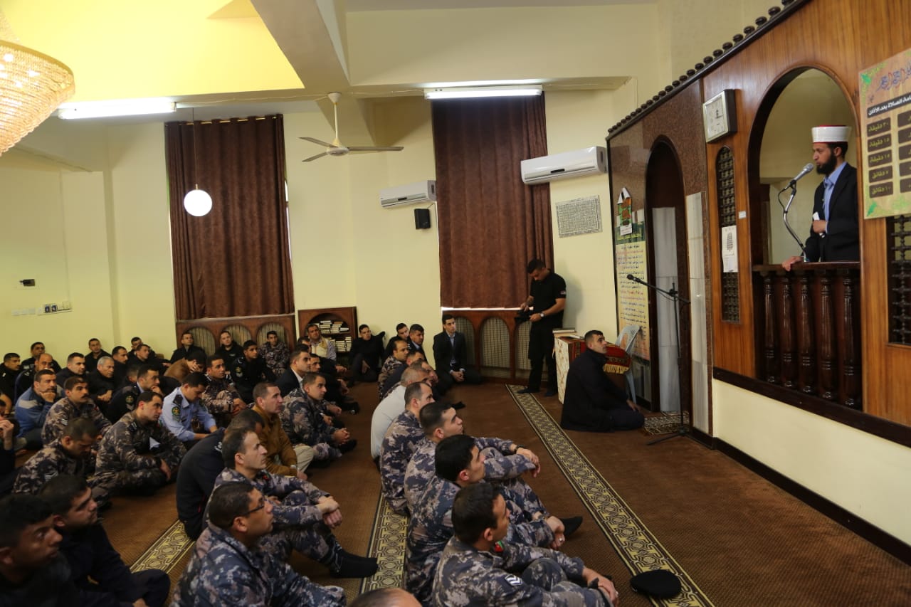 خطباء مساجد مديرية الامن العام يستذكرون