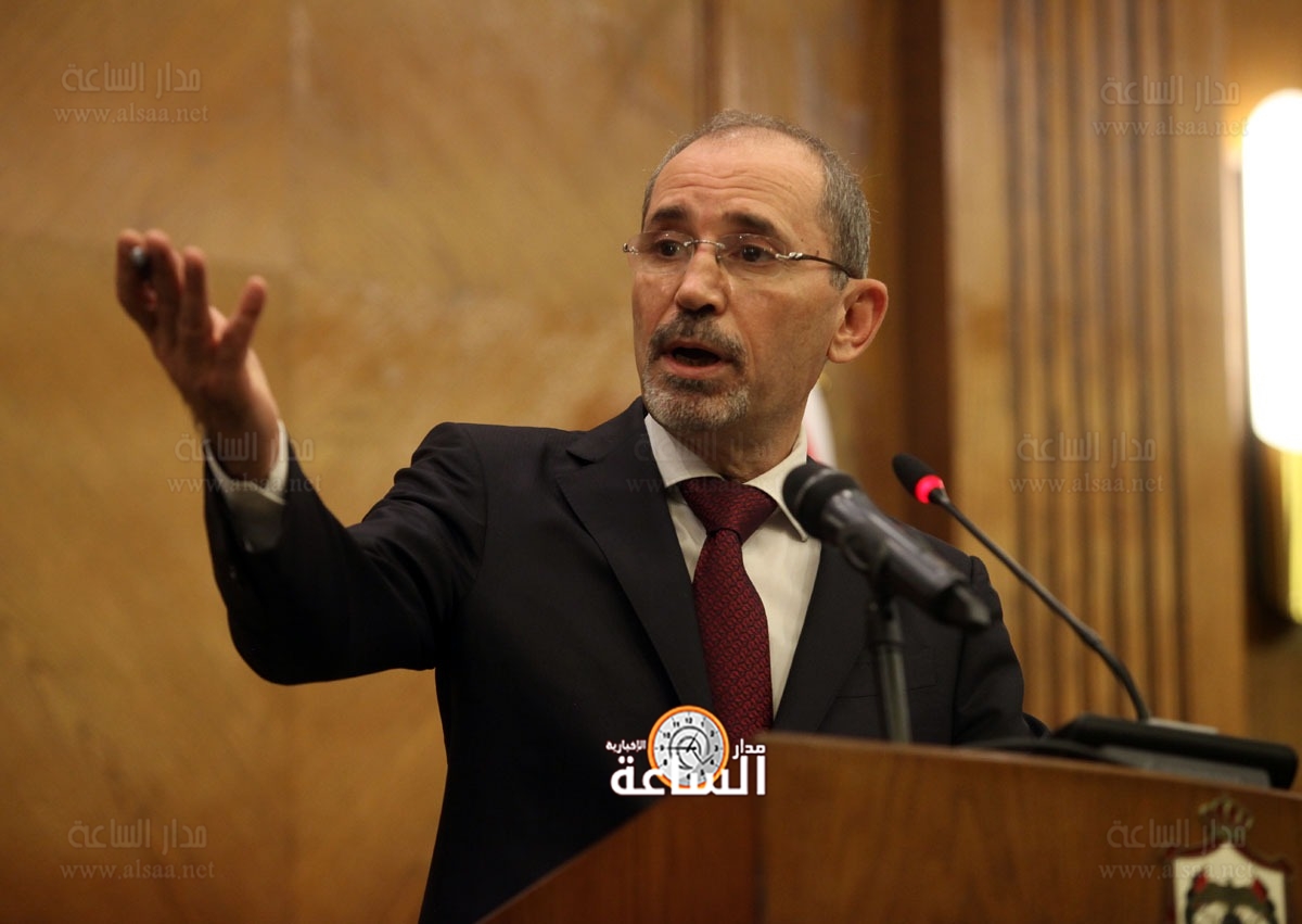 الصفدي: ليس الأردن من يبيع أرضه