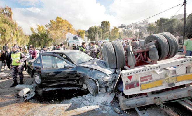 أكثر من 144 ألف حادث سير