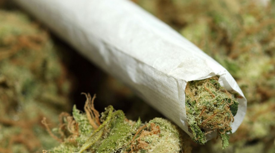 3 كغم جوكر داخل مركبة بإربد