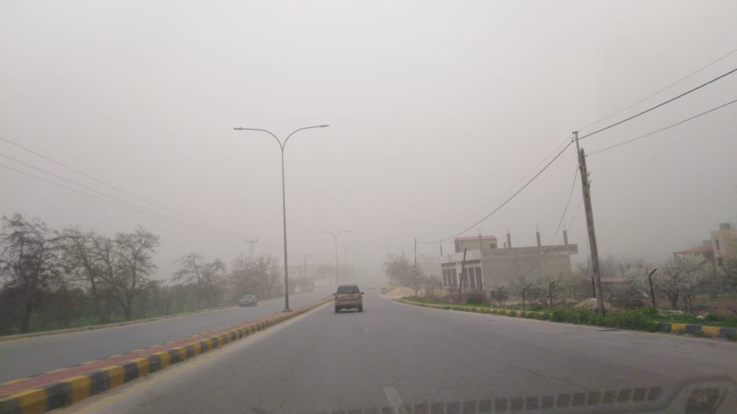 سماء عمان.. بوادر العاصفة