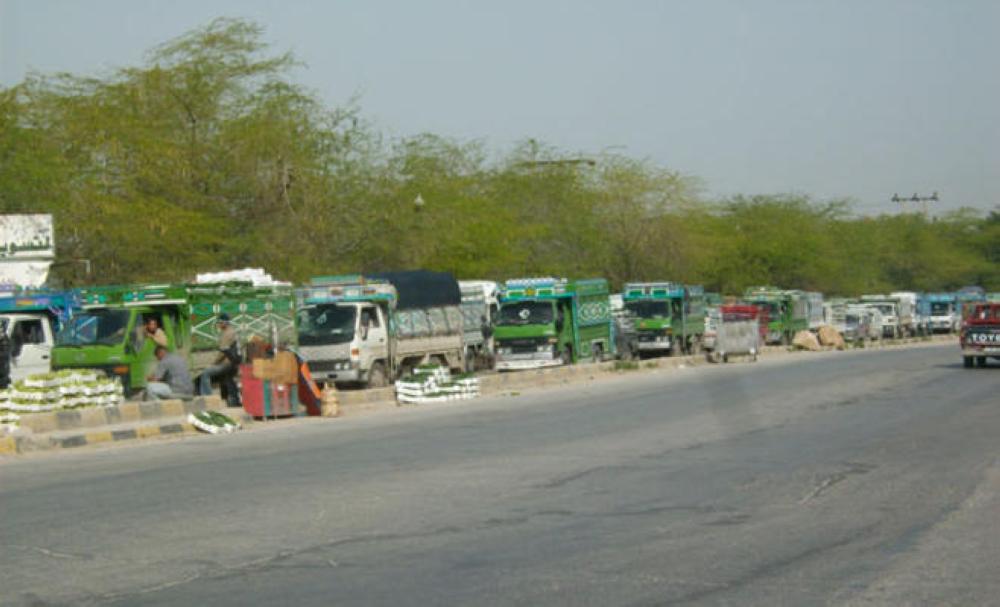 تراجع نسبة واردات سوق العارضة المركزي