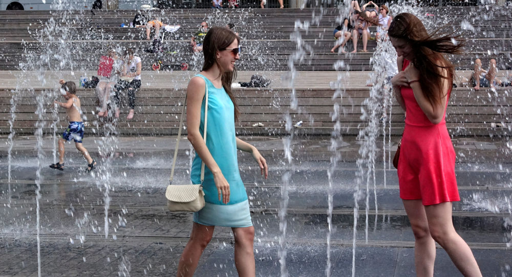 العلماء يتوقعون طقسا حارا يهدد 1.2