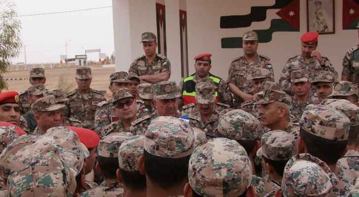 فريحات يزور قيادة لواء الحرس الملكي