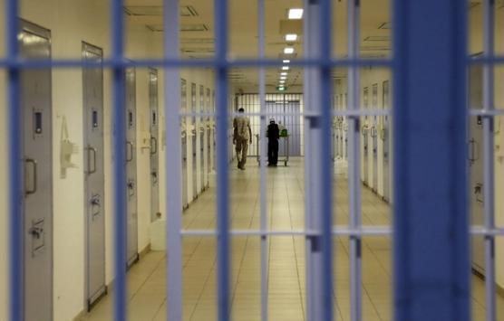 الأمن: إيقاف كافة الزيارات لمراكز الإصلاح