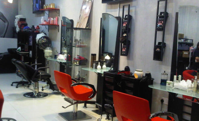 اغلاق 4 صالونات للسيدات