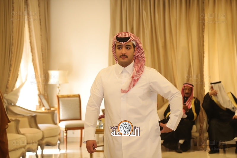 الدبلوماسي القطري ناصر الحنزاب: توكلوا على