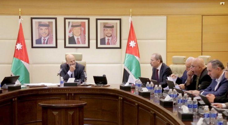 لأول مرة بتاريخ الأردن.. مجلس الوزراء