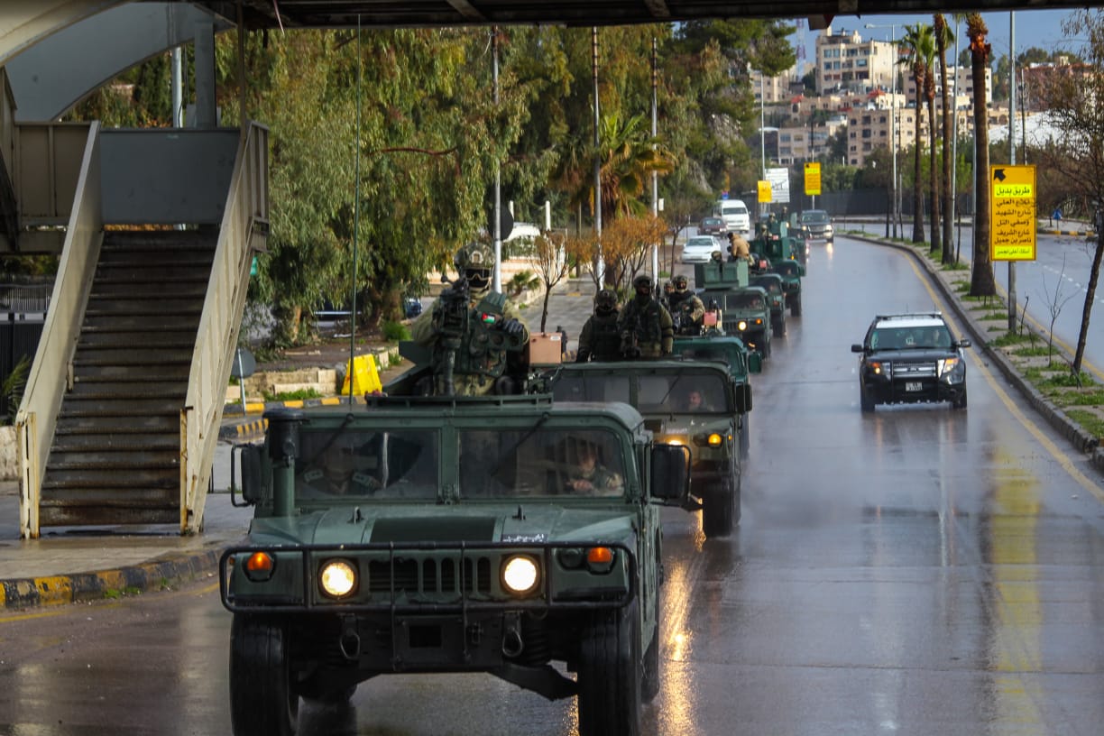 القوات المسلحة والأجهزة الأمنية تواصل انتشارها